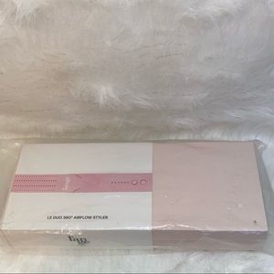 ❌Sold!❌Brand New L’ange Air Flow Styler